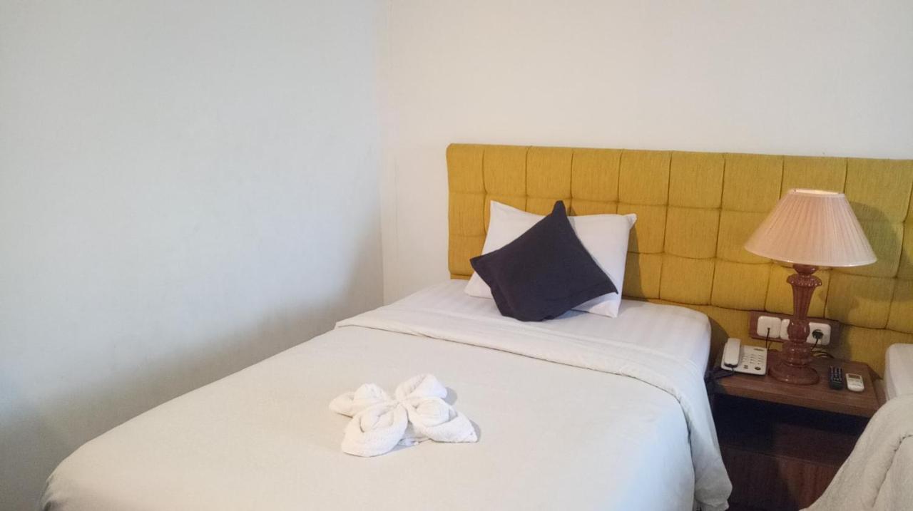 Hotel Graha Widjaja Puncak Bagian luar foto