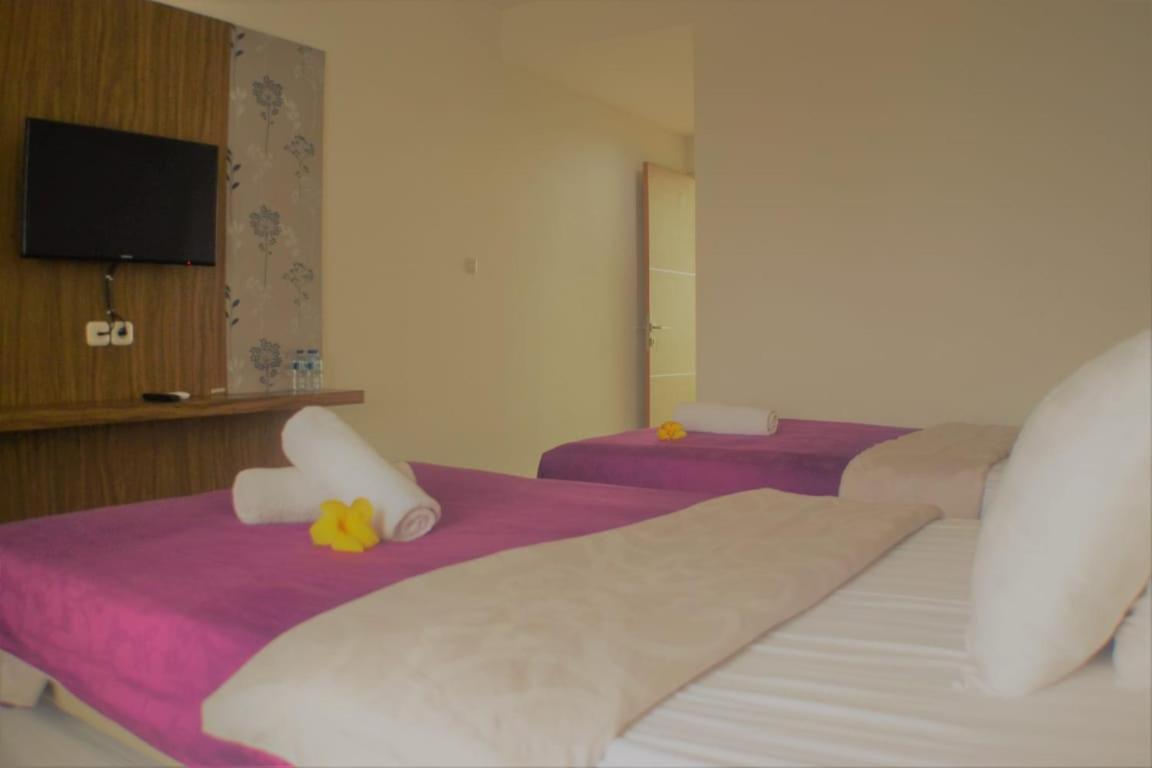 Hotel Graha Widjaja Puncak Bagian luar foto