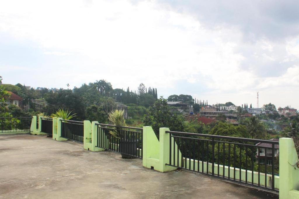 Hotel Graha Widjaja Puncak Bagian luar foto